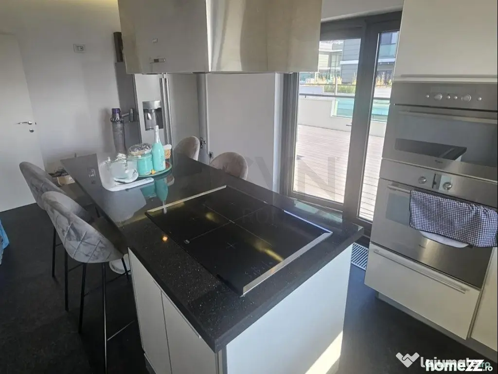 Penthouse Emerald l Vedere Lac l 2 Locuri de Parcare