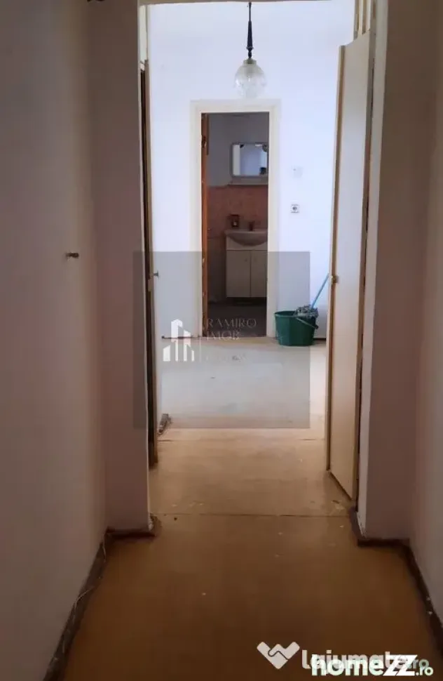 Apartament 3 camere, decomandat Drumul Taberei