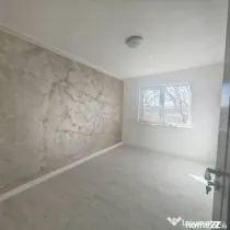 Alunisului- zona Marinarul, 2 camere, etaj 2, renovat
