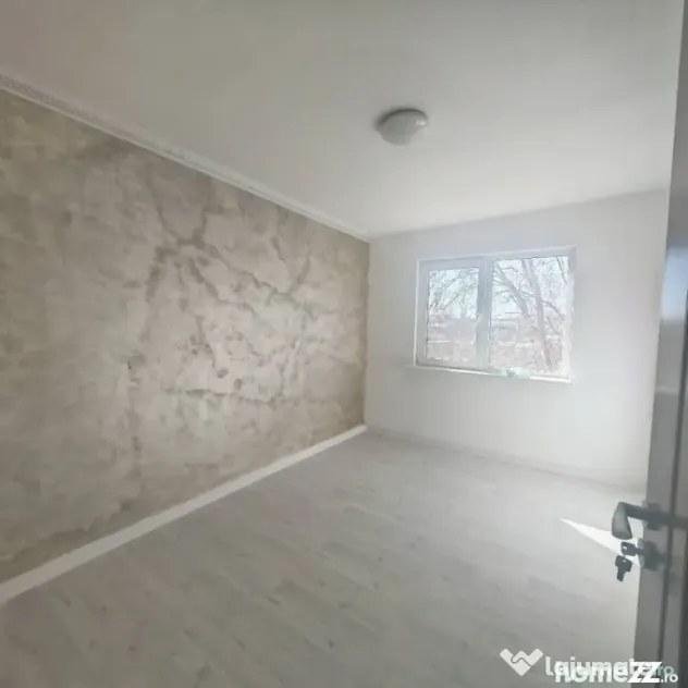Alunisului- zona Marinarul, 2 camere, etaj 2, renovat - Tulcea (Tulcea)