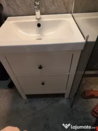 Vând dulap baie Ikea 