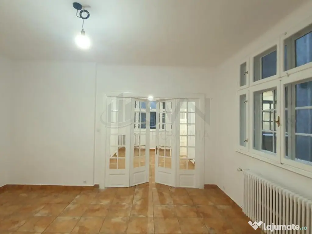 APARTAMENT 4 CAMERE ULTRACENTRAL ROMANA