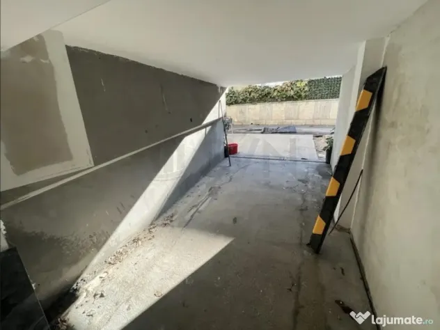 Vila individuala zona exclusivista curte garaj terasa Clu...