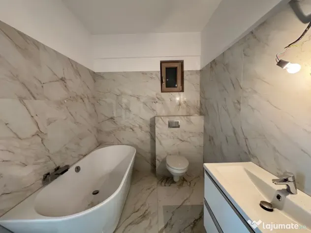 Penthouse 4 camere cu acces lift in apartament Iancului -...