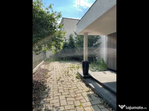 Vatra Luminoasa - vila moderna