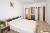 Premium Clasa A, 75mp, luminos, mobilat, echipat, ca nou, pa 