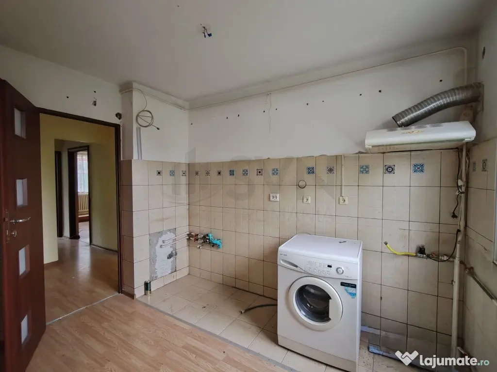 Apartament 3 Camere de Berceni Sector 4