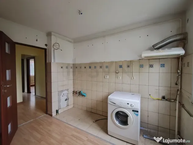 Apartament 3 Camere de Berceni Sector 4