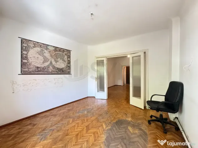 Apartament 4 camere I Palatul Parlamentului