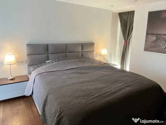 Apartament 3 camere de Arcul de Triumf