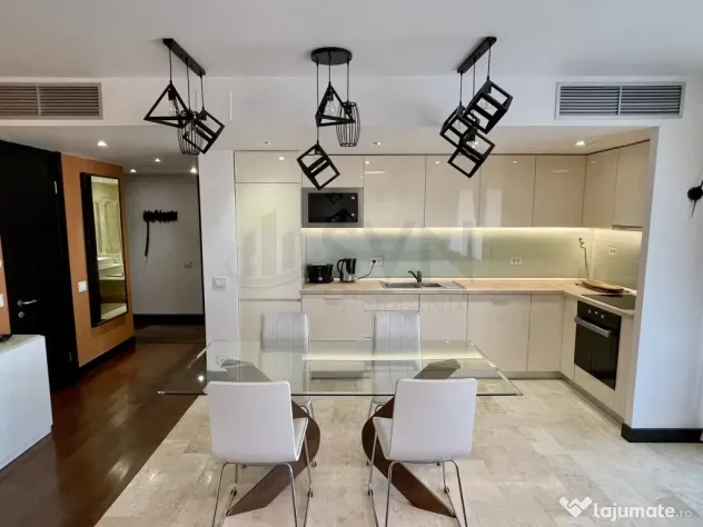 Apartament 3 camere de Arcul de Triumf