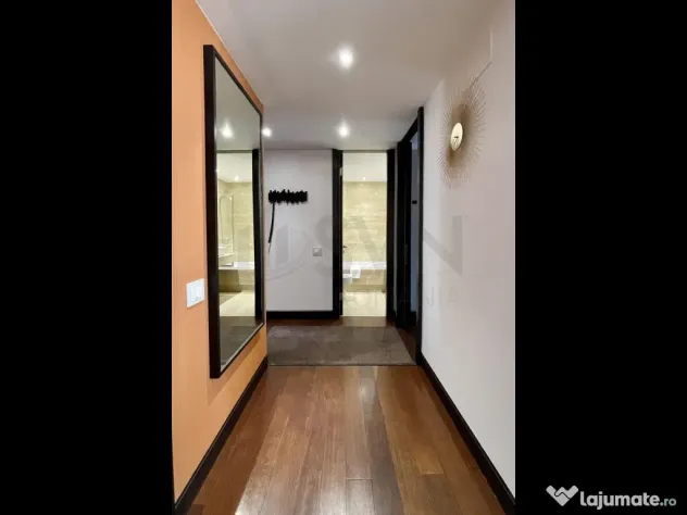 Apartament 3 camere de Arcul de Triumf