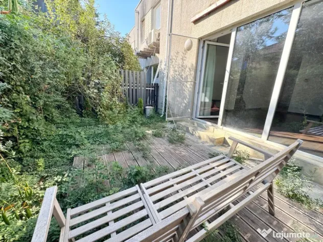 Vila de l Pipera l 2 locuri de parcare