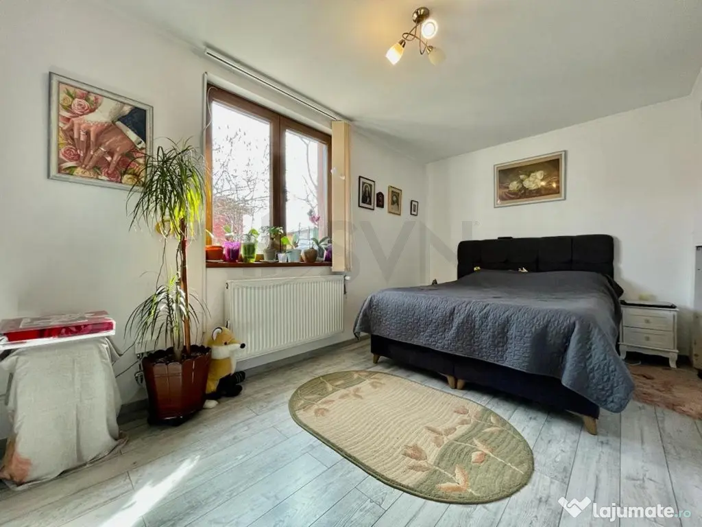 Casa 4 camere cu teren 320 mp