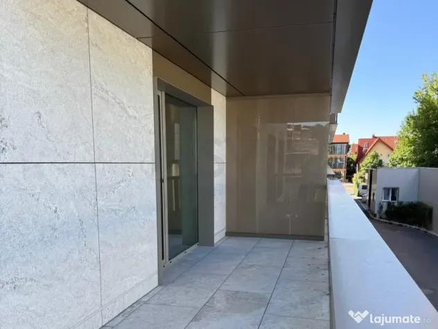 Apartament 3 Camere Cortina 126 I Loc de parcare I Finisa...