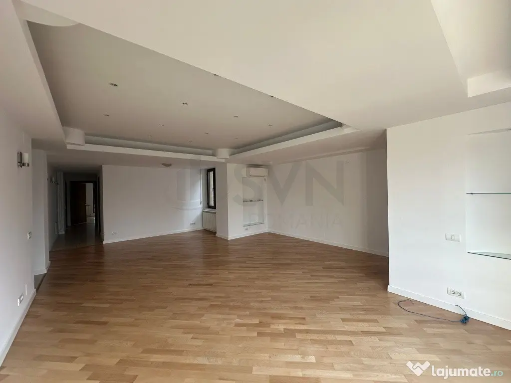 Apartament 4 Camere l Arcul de Triumf