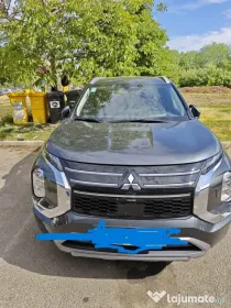 Mitsubishi Outlander PHEV 2.4L 4WD AT Intense 2025