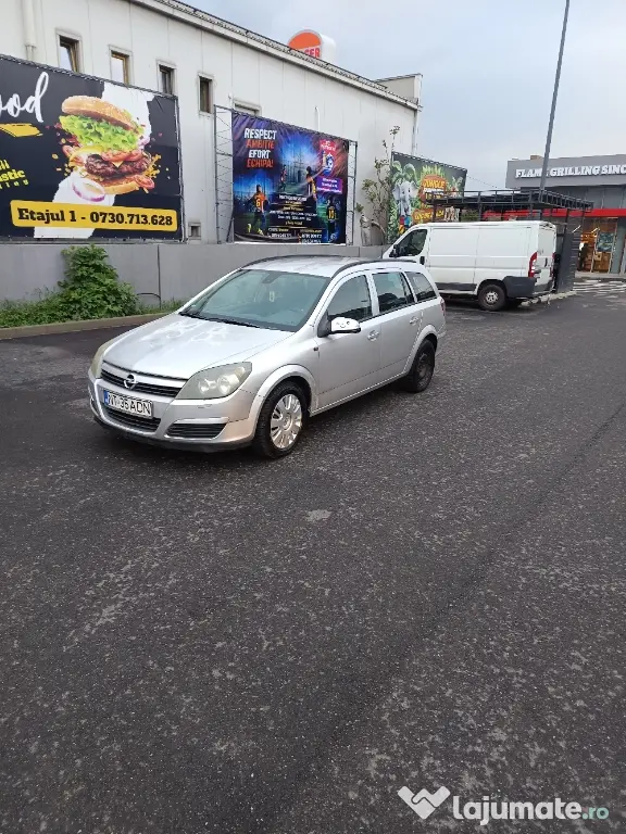 vând Opel Astra h