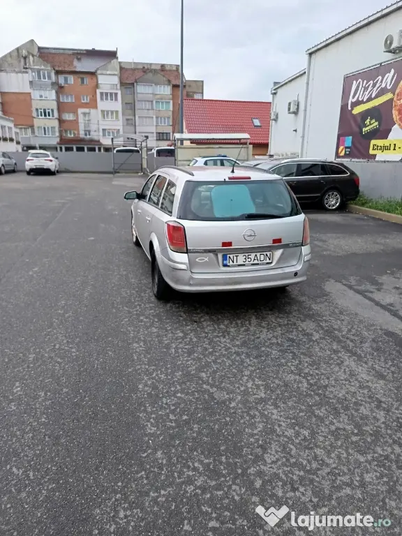 vând Opel Astra h