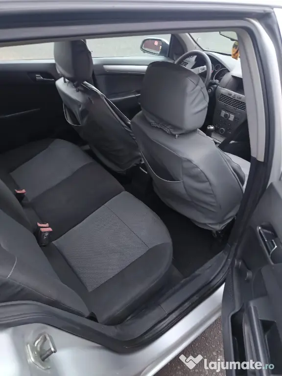 vând Opel Astra h