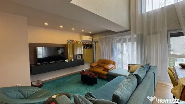 Duplex 3 camere mobilat cu 2 parcari si boxa Belvedere Re...