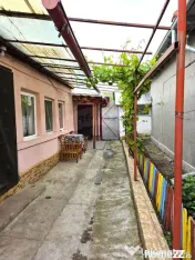 Casă / Vilă cu 6 camere de vânzare în zona Mihai Viteazu 