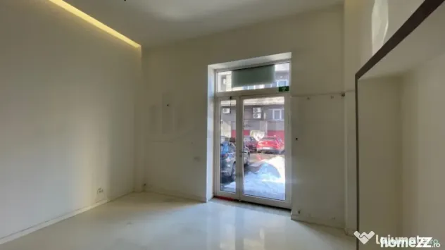 Spatiu comercial - zona centrala - 48 mp