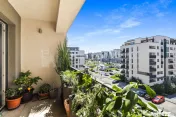 Apartament cochet mobilat-utilat, 3 camere, parcare, boxa... 