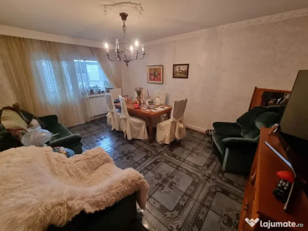 Faleza nord unirii- apartament 4 camere decomandat