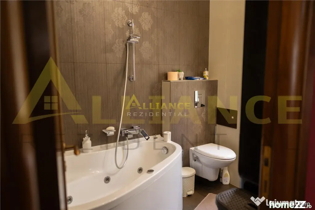 Casa Individuala - 766mp - Piscina si foisor- 7 camere 7 bai