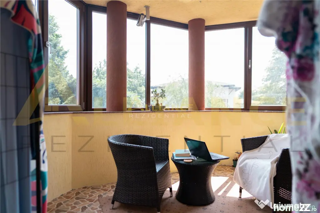 Casa Individuala - 766mp - Piscina si foisor- 7 camere 7 bai