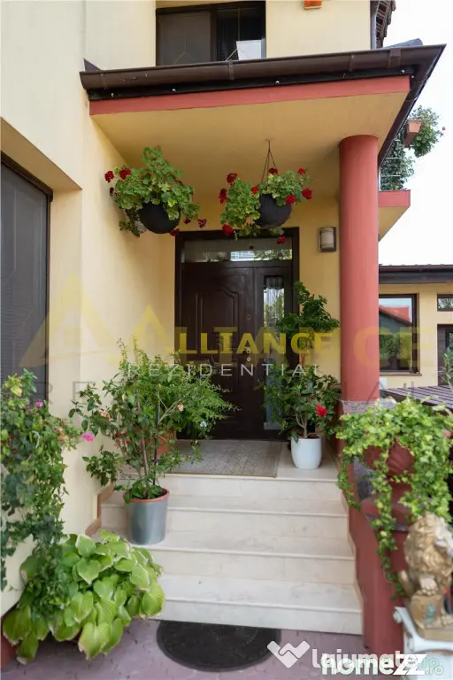 Casa Individuala - 766mp - Piscina si foisor- 7 camere 7 bai