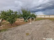 Teren de vanzare intravilan 660 mp + 1500 livada Racovița 