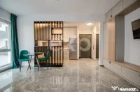 De închiriat apartament 2 camere cui loc parcare 