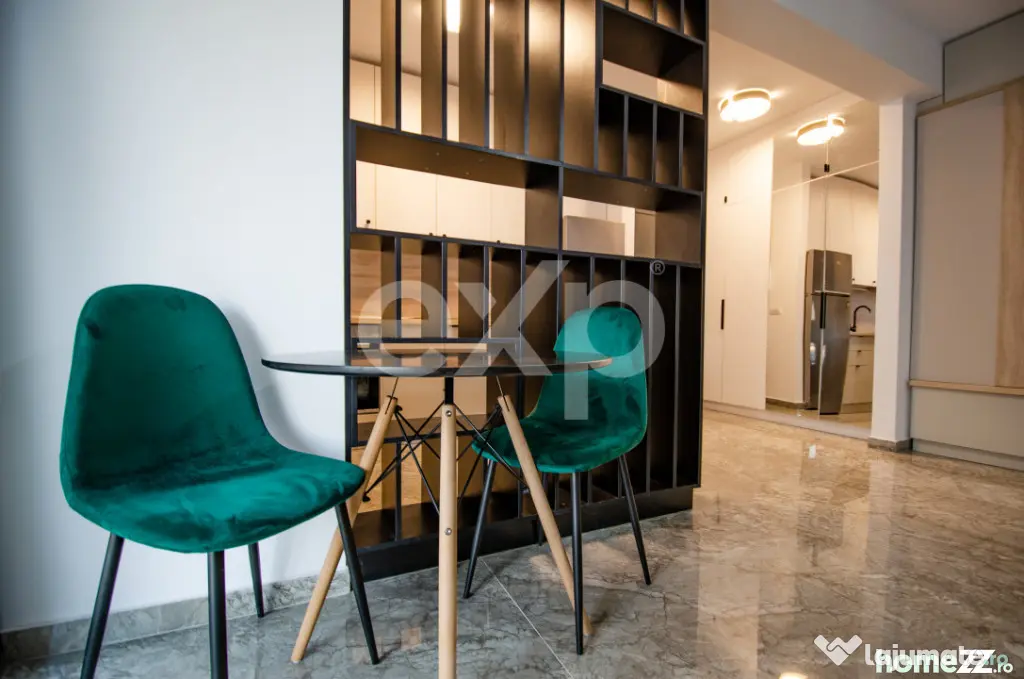 De închiriat apartament 2 camere cu loc parcare