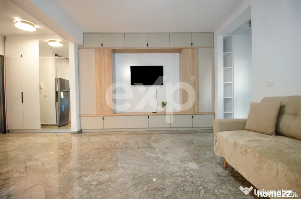 De închiriat apartament 2 camere cu loc parcare