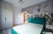 De închiriat apartament 2 camere cu loc parcare 