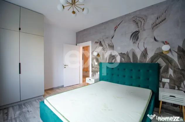 De închiriat apartament 2 camere cu loc parcare