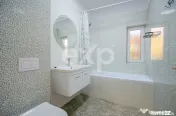 De închiriat apartament 2 camere cu loc parcare 