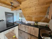 Cabană autentică cu 4565 mp teren, Liniste si Confort, Avr 