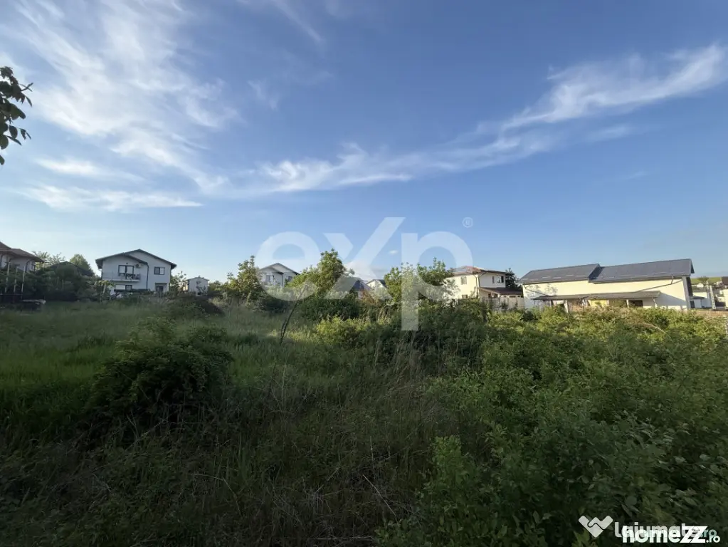 Teren intravilan de vânzare – Miroslava | 910 mp | Deschi