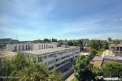 Fizicienilor - Lacramioarei, 3 camere 67 mp, pod 40 mp, m... 