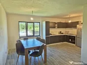 CASA PE PARTER IN BUJORENI - LINISTE, CURTE SI VEDERE SPRE VF. COZIA 