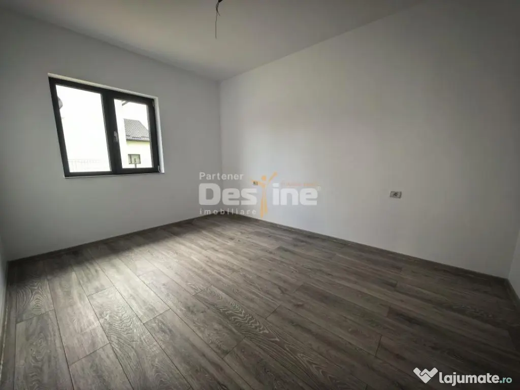 Casă individuală 3 camere 2 bai 313 mp teren Lunca Cetațu
