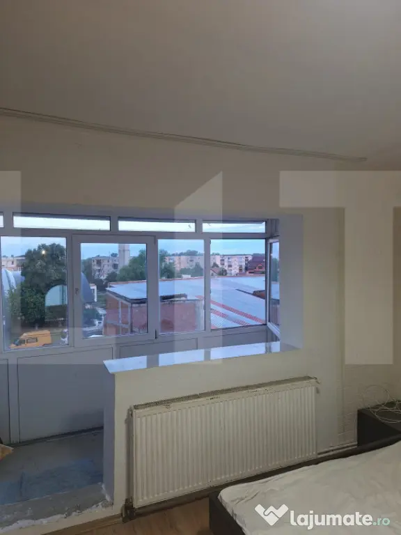 Apartament 4 camere, 95 mp, zona Micro 4