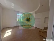 Spatiu comercial/casa de inchiriat, zona Piata Mare 
