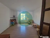 Spatiu comercial/casa de inchiriat, zona Piata Mare 