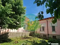 Spatiu comercial/casa de inchiriat, zona Piata Mare 