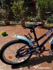 Bicicletă copii 6-8 ani