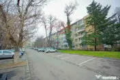 De vânzare apartament cu 2 camere, renovat, în zona Rog... 